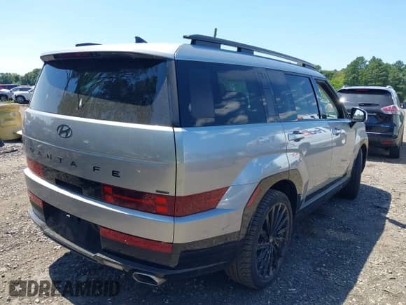 2024 Hyundai Santa Fe Calligraphy z VIN 5NMP5DGL5RH054141, wystawiony jako IAAI lot #42909352 z przebiegiem 27 151 mil mil oraz . Historia ofert i sprzedaży dostępna na DreamBid. Obrazek 4.