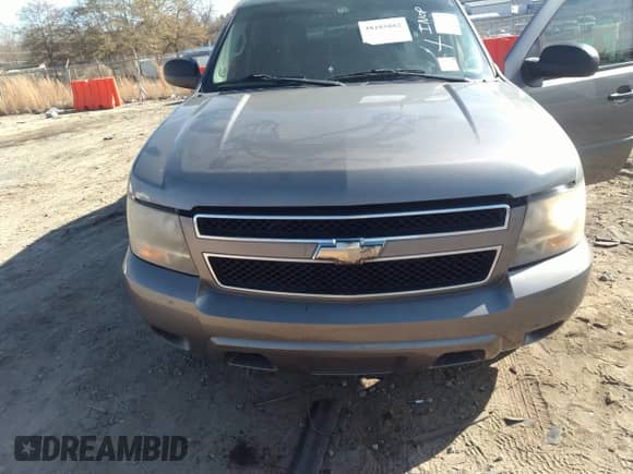 2009 Chevrolet Avalanche LS с VIN 3GNFK120X9G148907, выставлен на аукционе IAAI как лот 38185882 с пробегом 238 933 миль миль и . История ставок и продаж доступна на DreamBid. Изображение 6.