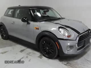 2017 MINI Hardtop Cooper с VIN WMWXP5C56H3B77810, выставлен на аукционе Copart как лот 85578875 с пробегом 116 916 миль миль и Списание • Salvage title. История ставок и продаж доступна на DreamBid. Изображение 1.