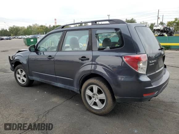 2010 Subaru Forester X с VIN JF2SH6BC7AG795568, выставлен на аукционе Copart как лот 71734235 с пробегом 212 472 миль миль и На запчасти • Non repairable. История ставок и продаж доступна на DreamBid. Изображение 2.