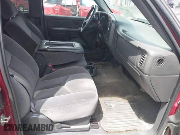 2004 GMC Sierra 1500 SLE with VIN 2GTEC19V641329927, listed as a IAAI auction lot 42151007 with 184,733 mi miles and . Bid and sale history available at DreamBid. Image 5.