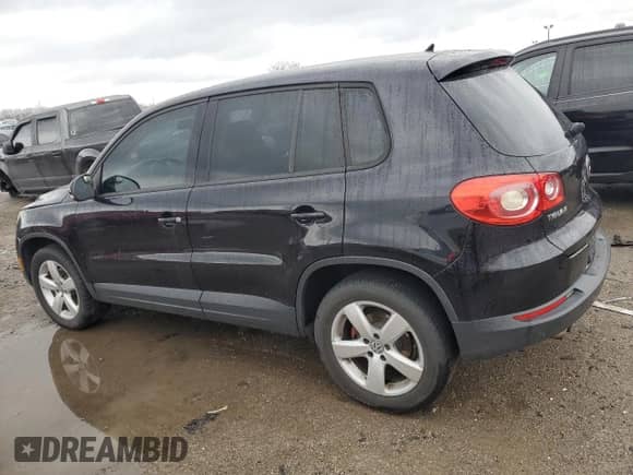 2010 Volkswagen Tiguan S с VIN WVGCV7AX3AW001513, выставлен на аукционе Copart как лот 83395474 с пробегом 147 203 миль миль и Чистый • Clean title. История ставок и продаж доступна на DreamBid. Изображение 2.