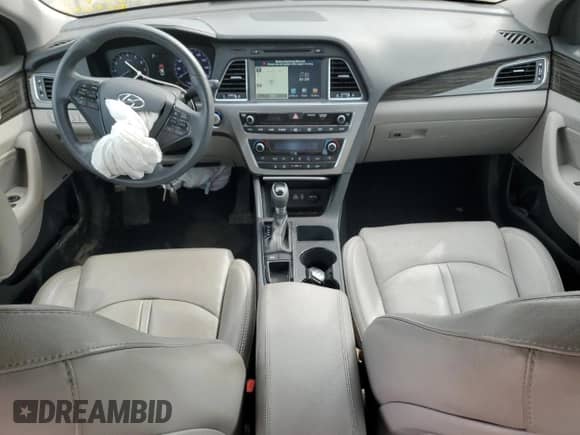 2015 Hyundai Sonata Limited z VIN 5NPE34AF6FH236154, wystawiony jako Copart lot #81931985 z przebiegiem 77 019 mil mil oraz Szkoda całkowita • Salvage title. Historia ofert i sprzedaży dostępna na DreamBid. Obrazek 8.