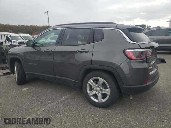 2024 Jeep Compass Latitude with VIN 3C4NJDBNXRT598794, listed as a Copart auction lot 90143975 with 33,145 mi miles and Salvage title. Bid and sale history available at DreamBid. Image 2.