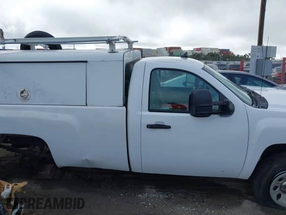 2013 Chevrolet Silverado 1500 Work Truck с VIN 1GCNCPEX3DZ900016, выставлен на аукционе IAAI как лот 41716546 с пробегом 148 527 миль миль и . История ставок и продаж доступна на DreamBid. Изображение 12.