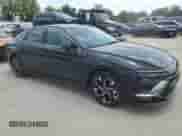 2024 Hyundai Sonata SEL z VIN KMHL64JA6RA410296, wystawiony jako Copart lot #65616995 z przebiegiem 7 342 mil mil oraz Szkoda całkowita • Salvage title. Historia ofert i sprzedaży dostępna na DreamBid. Obrazek 4.