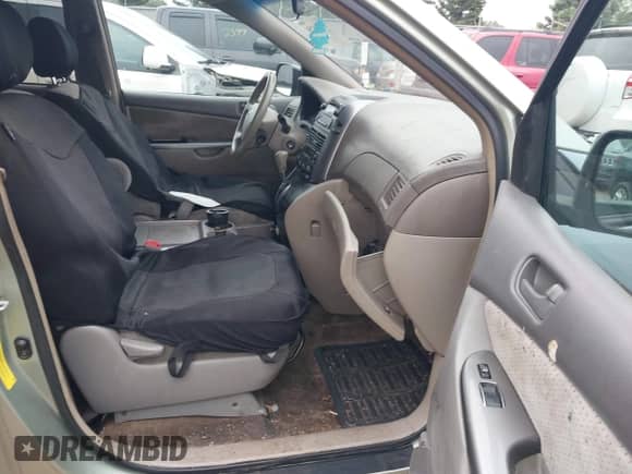 2012 Toyota Sienna с VIN 5TDKA3DC6CS015891, выставлен на аукционе IAAI как лот 42584256 с пробегом 160 060 миль миль и . История ставок и продаж доступна на DreamBid. Изображение 5.