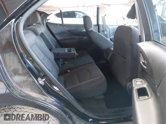 2021 Chevrolet Equinox LT с VIN 2GNAXUEV0M6136628, выставлен на аукционе IAAI как лот 43253683 с пробегом 151 983 миль миль и . История ставок и продаж доступна на DreamBid. Изображение 8.