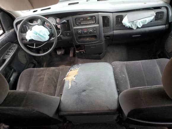 2003 Dodge 2500 ST with VIN 3D7KA28D63G792301, listed as a Copart auction lot 42328405 with 275,203 mi miles and Salvage title. Bid and sale history available at DreamBid. Image 8.
