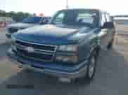 2006 Chevrolet Silverado 1500 LT2 z VIN 2GCEC13Z761347531, wystawiony jako IAAI lot #42121593 z przebiegiem 344 438 mil mil oraz . Historia ofert i sprzedaży dostępna na DreamBid. Obrazek 22.