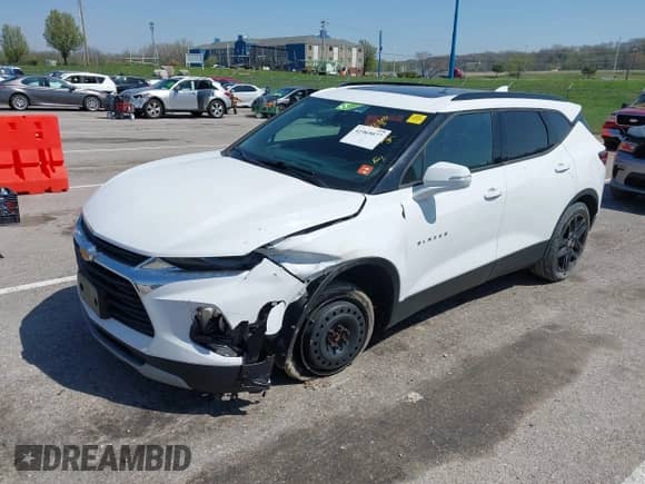 2020 Chevrolet Blazer LT with VIN 3GNKBDRS4LS713275, listed as a IAAI auction lot 41969077 with 64,134 mi miles and . Bid and sale history available at DreamBid. Image 2.