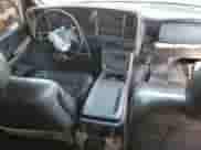 2000 Chevrolet Silverado 1500 LS z VIN 2GCEC19T4Y1347329, wystawiony jako Copart lot #62958145 z przebiegiem 227 891 mil mil oraz Szkoda całkowita • Salvage title. Historia ofert i sprzedaży dostępna na DreamBid. Obrazek 8.
