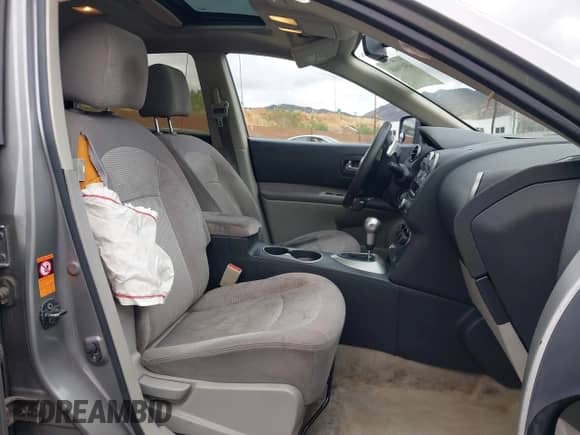 2008 Nissan Rogue S with VIN JN8AS58T48W001367, listed as a IAAI auction lot 43459668 with 189,199 mi miles and . Bid and sale history available at DreamBid. Image 5.