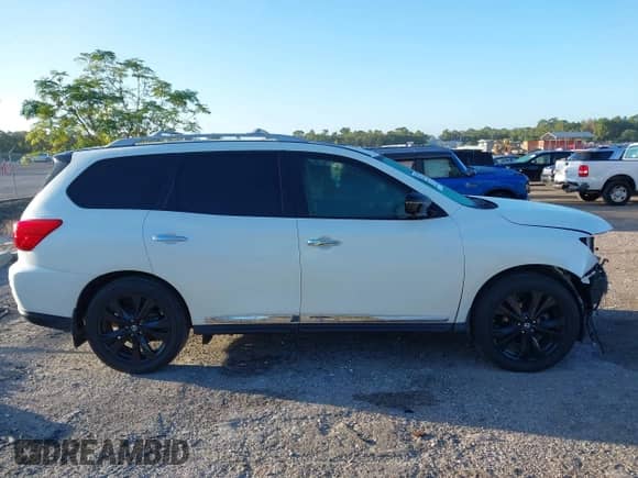 2017 Nissan Pathfinder S with VIN 5N1DR2MM7HC670876, listed as a IAAI auction lot 43405296 with 111,819 mi miles and . Bid and sale history available at DreamBid. Image 14.