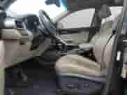 2020 Kia Sorento EX z VIN 5XYPH4A57LG710522, wystawiony jako Copart lot #60142965 z przebiegiem 94 776 mil mil oraz Szkoda całkowita • Salvage title. Historia ofert i sprzedaży dostępna na DreamBid. Obrazek 7.