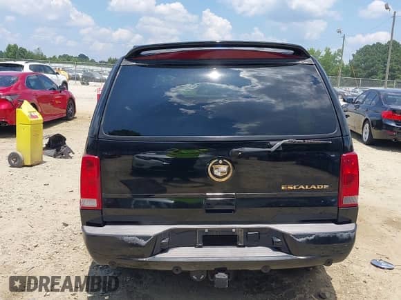 2004 Cadillac Escalade with VIN 1GYEK63NX4R198723, listed as a IAAI auction lot 42699272 with 207,301 mi miles and . Bid and sale history available at DreamBid. Image 17.