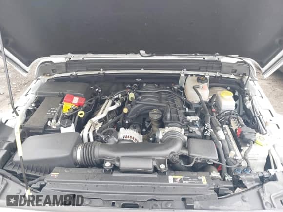 2022 Jeep Wrangler Unlimited Sahara Altitude with VIN 1C4HJXEG9NW232468, listed as a IAAI auction lot 42667697 with 40,881 mi miles and . Bid and sale history available at DreamBid. Image 10.