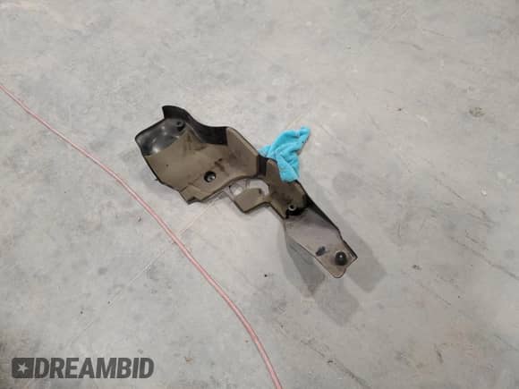 2000 GMC Sierra 1500 SLE with VIN 2GTEC19V2Y1330840, listed as a Copart auction lot 89443715 with 221,061 mi miles and Clean title. Bid and sale history available at DreamBid. Image 12.