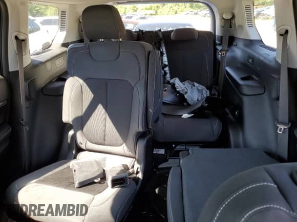 2023 Jeep Grand Cherokee Laredo with VIN 1C4RJKAG2P8857881, listed as a Copart auction lot 70991245 with 25,587 mi miles and Salvage title. Bid and sale history available at DreamBid. Image 10.