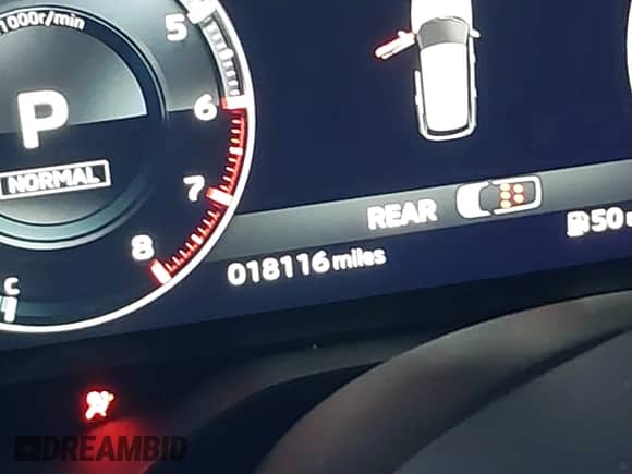 2023 Mitsubishi Outlander SEL z VIN JA4J4VA86PZ007318, wystawiony jako IAAI lot #41393202 z przebiegiem 18 116 mil mil oraz . Historia ofert i sprzedaży dostępna na DreamBid. Obrazek 16.