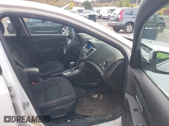 2016 Chevrolet Cruze LT с VIN 1G1PE5SB2G7210301, выставлен на аукционе IAAI как лот 43517445 с пробегом 102 515 миль миль и . История ставок и продаж доступна на DreamBid. Изображение 5.