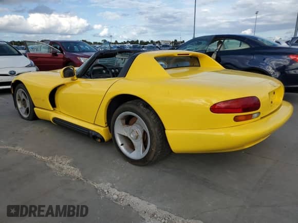 1995 Dodge Viper with VIN 1B3BR65E0SV201376, listed as a Copart auction lot 74423504 with Not provided miles and Salvage title. Bid and sale history available at DreamBid. Image 2.