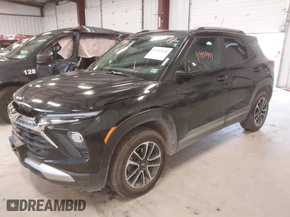 2025 Chevrolet TrailBlazer LT with VIN KL79MRSL0SB043314, listed as a IAAI auction lot 43432491 with 29,282 mi miles and . Bid and sale history available at DreamBid. Image 17.