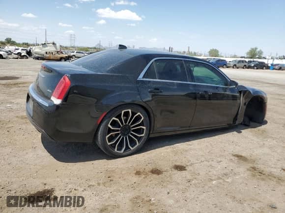 2018 Chrysler 300 Touring с VIN 2C3CCAAG7JH330984, выставлен на аукционе Copart как лот 70299165 с пробегом 97 134 миль миль и Списание • Salvage title. История ставок и продаж доступна на DreamBid. Изображение 3.