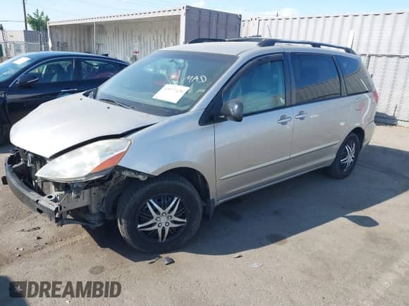 2009 Toyota Sienna CE с VIN 5TDZK23C39S243718, выставлен на аукционе IAAI как лот 43077428 с пробегом 156 695 миль миль и . История ставок и продаж доступна на DreamBid. Изображение 2.