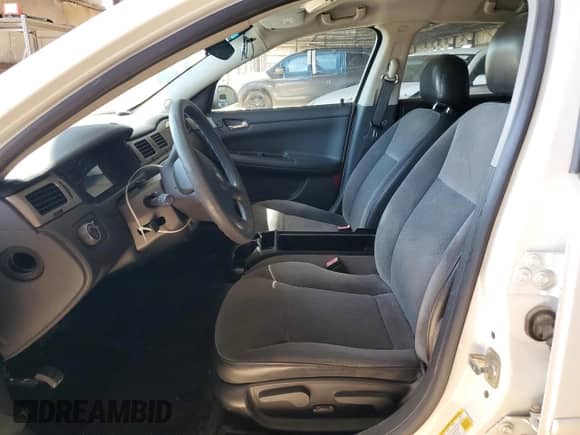 2007 Chevrolet Impala Police Unmarked Police с VIN 2G1WS55R679373299, выставлен на аукционе Copart как лот 67167724 с пробегом 131 328 миль миль и Списание • Salvage title. История ставок и продаж доступна на DreamBid. Изображение 7.