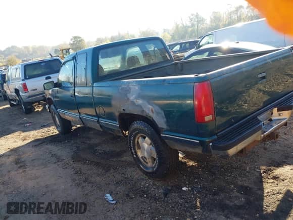 1995 Chevrolet Silverado 1500 with VIN 1GCEK19K8SE239134, listed as a IAAI auction lot 43531159 with 246,479 mi miles and . Bid and sale history available at DreamBid. Image 3.
