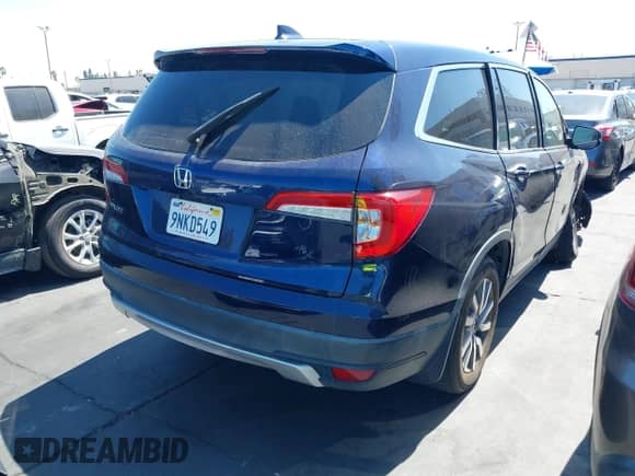 2019 Honda Pilot EX with VIN 5FNYF5H36KB026796, listed as a IAAI auction lot 43176624 with Not provided miles and . Bid and sale history available at DreamBid. Image 4.