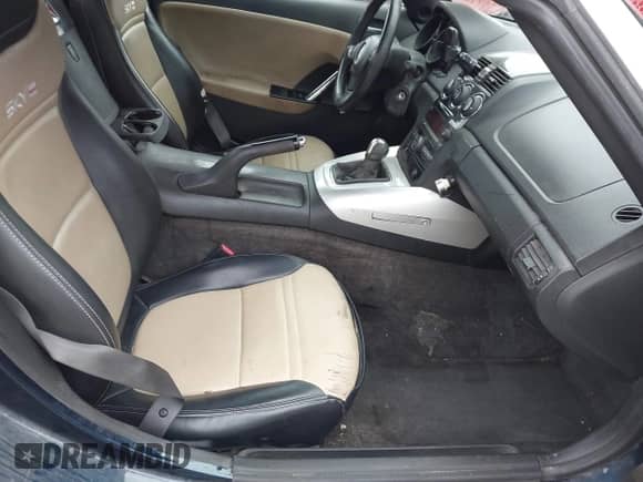 2008 Saturn Sky Red Line with VIN 1G8MG35X48Y109718, listed as a IAAI auction lot 41314770 with 128,465 mi miles and . Bid and sale history available at DreamBid. Image 8.