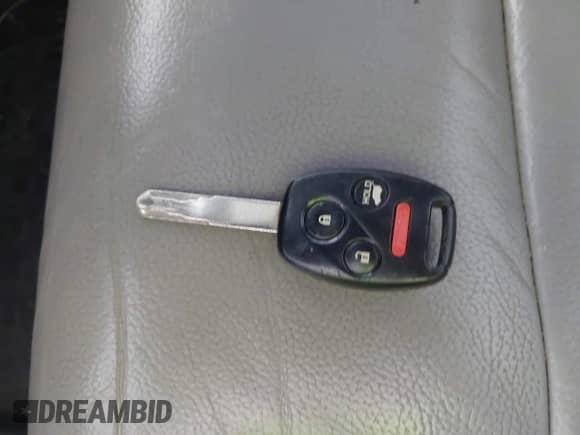 2014 Honda Pilot EX-L with VIN 5FNYF3H5XEB017402, listed as a IAAI auction lot 42685418 with 332,018 mi miles and . Bid and sale history available at DreamBid. Image 11.