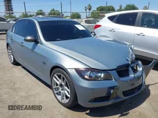 2007 BMW 3 Series 328xi z VIN WBAVC73587KP33390, wystawiony jako IAAI lot #42465688 z przebiegiem 144 423 mil mil oraz . Historia ofert i sprzedaży dostępna na DreamBid. Obrazek 1.