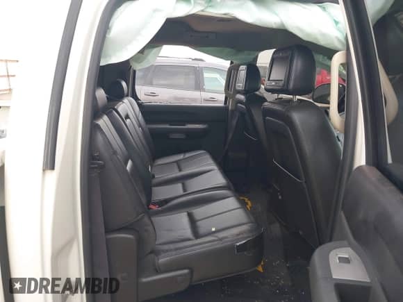 2012 Chevrolet Silverado 1500 LT with VIN 3GCPCSE04CG146542, listed as a IAAI auction lot 43160134 with 189,402 mi miles and . Bid and sale history available at DreamBid. Image 8.