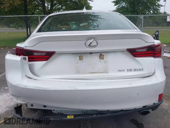 2016 Lexus IS 300/350 с VIN JTHCM1D22G5008812, выставлен на аукционе IAAI как лот 43259295 с пробегом 100 827 миль миль и . История ставок и продаж доступна на DreamBid. Изображение 6.