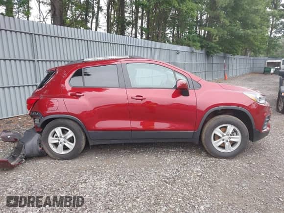 2022 Chevrolet Trax LT с VIN KL7CJPSM4NB528958, выставлен на аукционе IAAI как лот 42931808 с пробегом 42 922 миль миль и . История ставок и продаж доступна на DreamBid. Изображение 12.