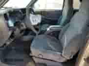 2002 Chevrolet Blazer LS с VIN 1GNCS18W22K217327, выставлен на аукционе Copart как лот 85713224 с пробегом 122 792 миль миль и Списание • Salvage title. История ставок и продаж доступна на DreamBid. Изображение 7.