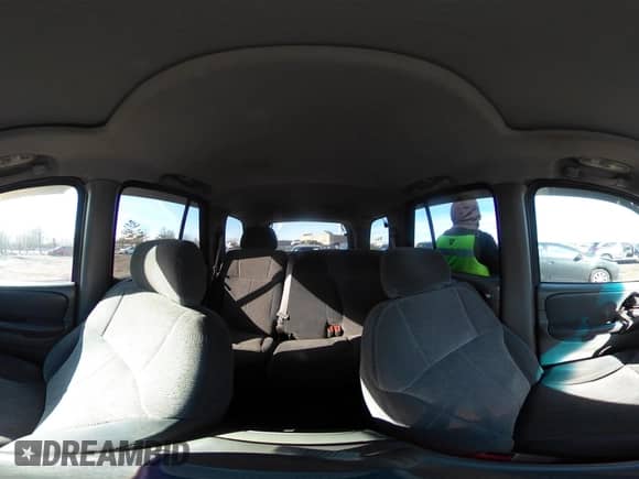 2002 Chevrolet TrailBlazer LS с VIN 1GNDT13S422138585, выставлен на аукционе IAAI как лот 41498102 с пробегом Не указан миль и . История ставок и продаж доступна на DreamBid. Изображение 18.