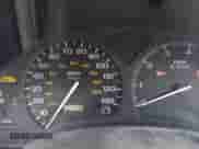 2000 Saturn SL with VIN 1G8ZK5273YZ157578, listed as a IAAI auction lot 43062994 with 46,865 mi miles and . Bid and sale history available at DreamBid. Image 7.