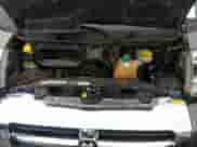 2017 Ram ProMaster Cargo z VIN 3C6TRVDG1HE512917, wystawiony jako IAAI lot #41336433 z przebiegiem 171 439 mil mil oraz . Historia ofert i sprzedaży dostępna na DreamBid. Obrazek 10.