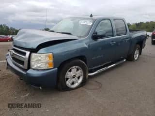 2010 Chevrolet Silverado 1500 LTZ with VIN 3GCRKTE38AG102780, listed as a Copart auction lot 69476475 with 126,223 mi miles and Salvage title. Bid and sale history available at DreamBid. Image 1.