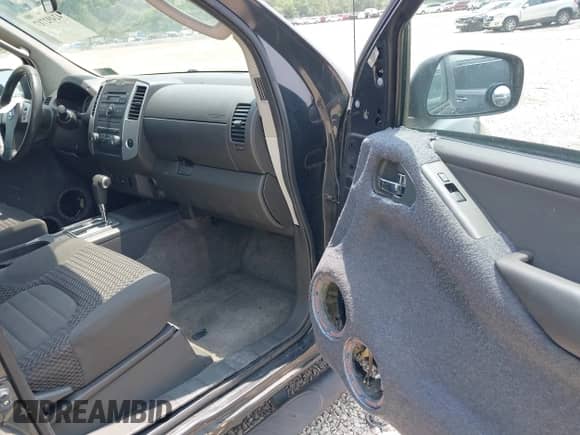 2011 Nissan Frontier SV with VIN 1N6AD0CWXBC434840, listed as a IAAI auction lot 42492717 with 159,037 mi miles and . Bid and sale history available at DreamBid. Image 5.