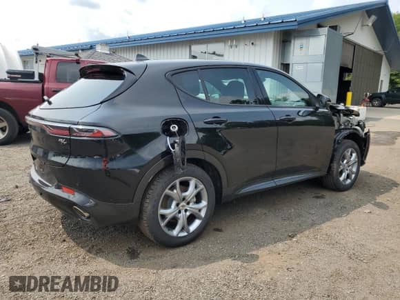 2024 Dodge Hornet R/T with VIN ZACPDFCW3R3A32686, listed as a Copart auction lot 67782524 with 1,229 mi miles and Clean title. Bid and sale history available at DreamBid. Image 3.