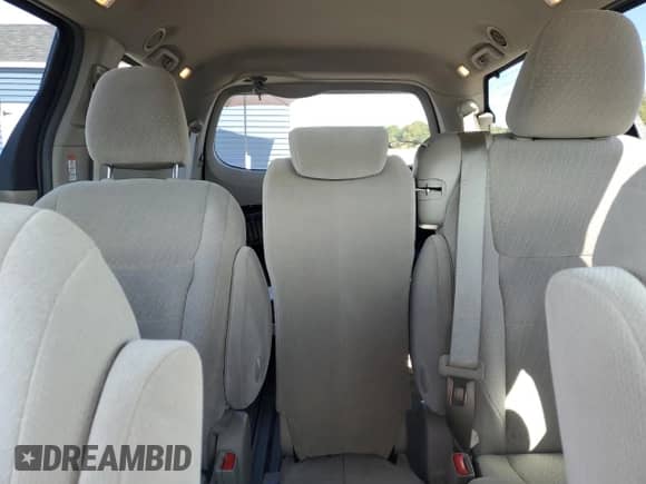 2015 Toyota Sienna LE AAS with VIN 5TDKK3DC1FS563170, listed as a Copart auction lot 81274975 with 37,287 mi miles and Clean title. Bid and sale history available at DreamBid. Image 10.