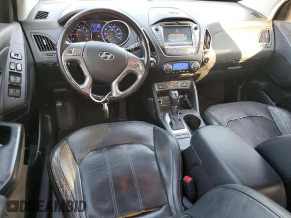 2014 Hyundai Tucson Walking Dead Edition z VIN KM8JUCAG1EU939644, wystawiony jako Copart lot #65899175 z przebiegiem 171 118 mil mil oraz Szkoda całkowita • Salvage title. Historia ofert i sprzedaży dostępna na DreamBid. Obrazek 8.