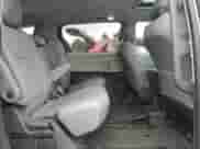 2021 Toyota Sienna XLE z VIN 5TDYRKEC3MS027493, wystawiony jako Copart lot #83945605 z przebiegiem 116 431 mil mil oraz Szkoda całkowita • Salvage title. Historia ofert i sprzedaży dostępna na DreamBid. Obrazek 11.