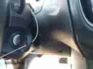 2015 Ford Focus SE z VIN 1FADP3K23FL242002, wystawiony jako IAAI lot #43229105 z przebiegiem 181 919 mil mil oraz . Historia ofert i sprzedaży dostępna na DreamBid. Obrazek 11.