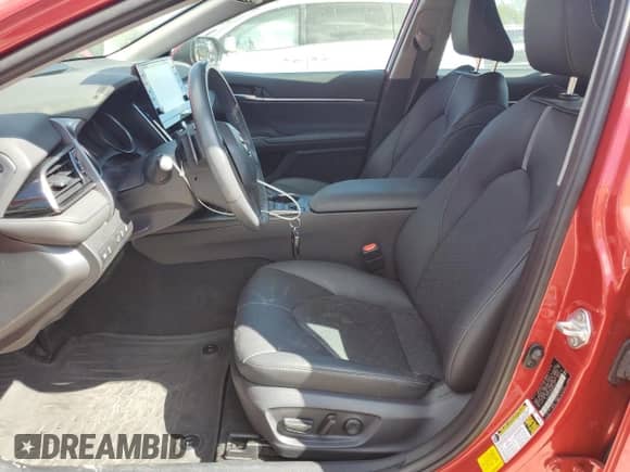 2023 Toyota Camry Hybrid XSE с VIN 4T1K31AK9PU055647, выставлен на аукционе Copart как лот 85590585 с пробегом 23 200 миль миль и Списание • Salvage title. История ставок и продаж доступна на DreamBid. Изображение 7.